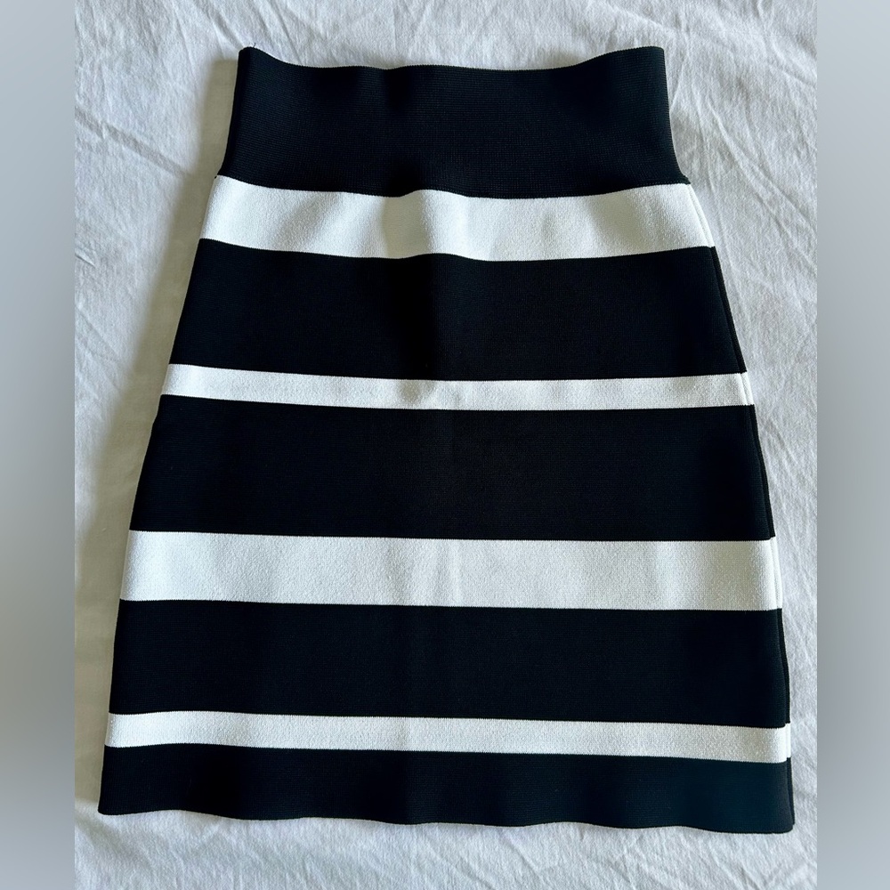 BCBGMaxAzria Black and White Bodycon Skirt